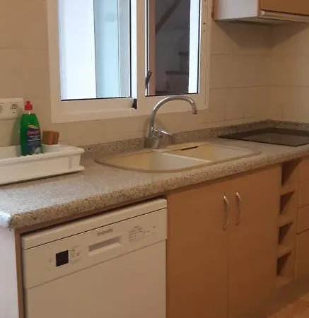 Casa 6-7 Personas, Aire Acondicionado Y Wifi Nyaraló